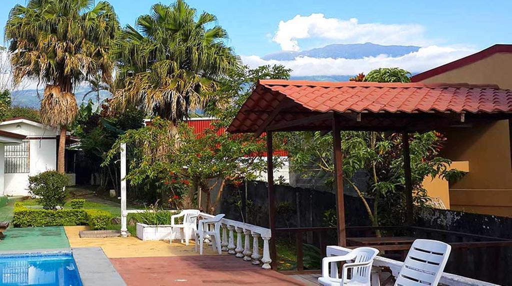 Hotel Wagelia Dominica ตูร์เรียลบา ภายนอก รูปภาพ